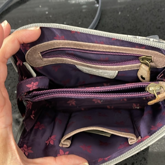 Iconic Guardian Angel Bag - Picture 4 of 6